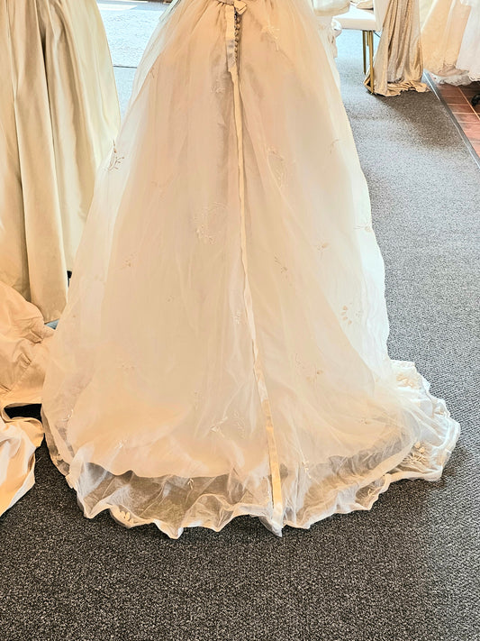 Vintage 50s Organza Illusion Full Skirt/Cupcake Wedding Gown