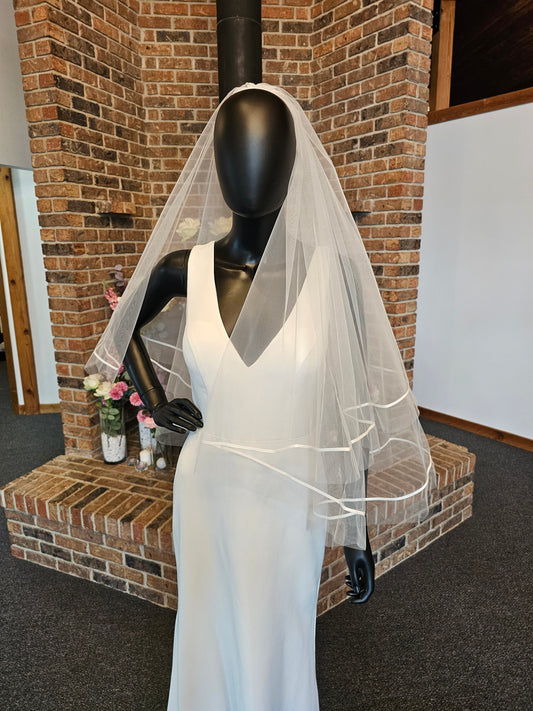 Double Layer Ribbon Edged Veil
