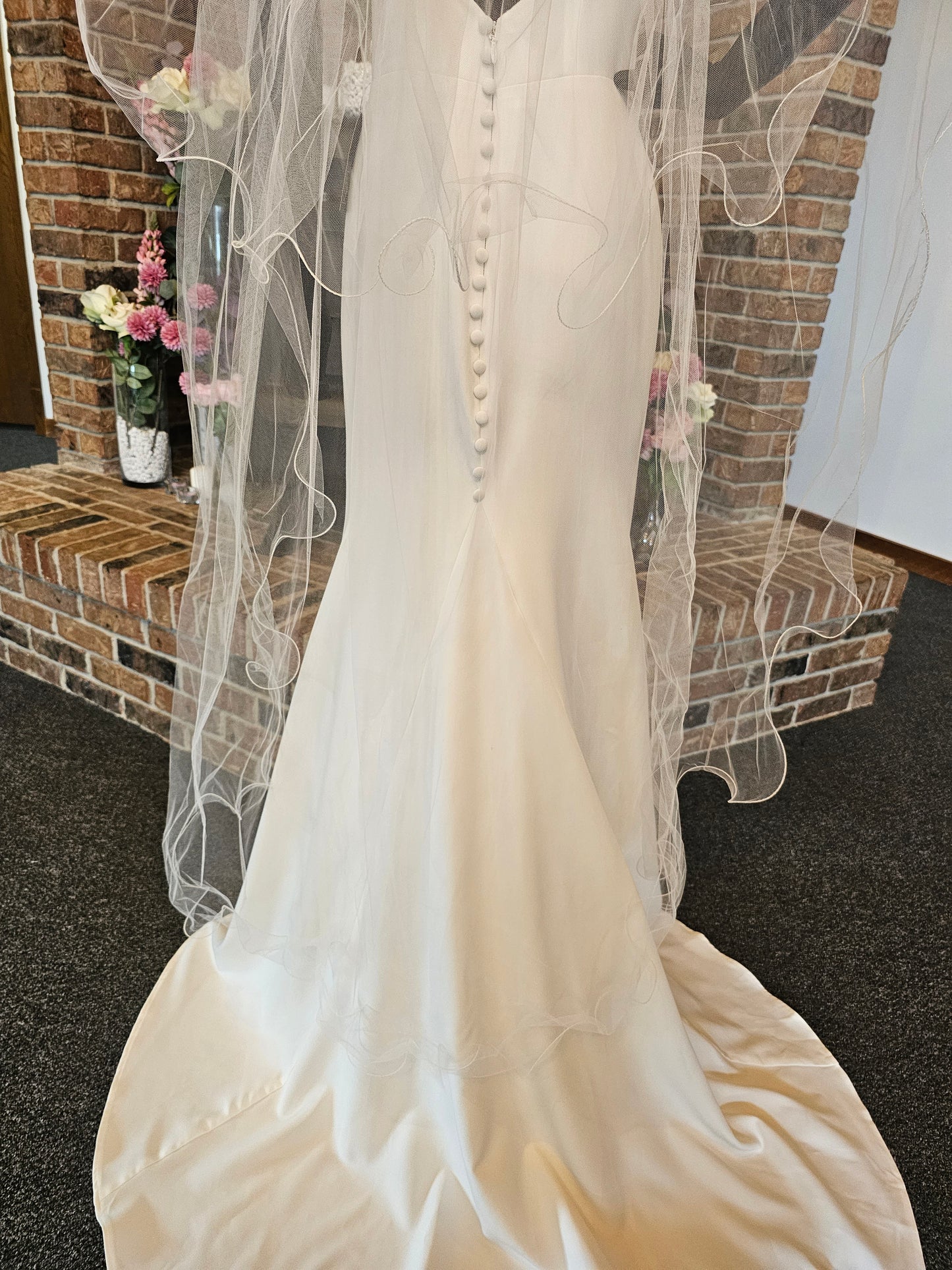 Vintage Beaded Swirl Edged Veil