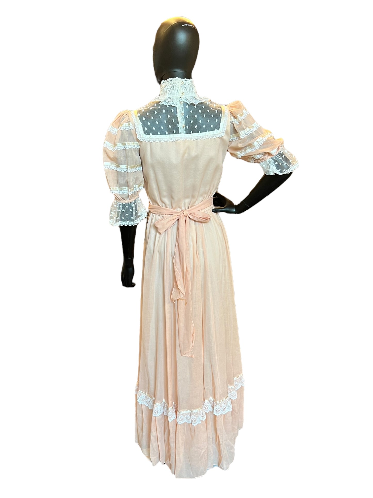 Vintage Gunne Sax Dress Peach and Ivory Lace