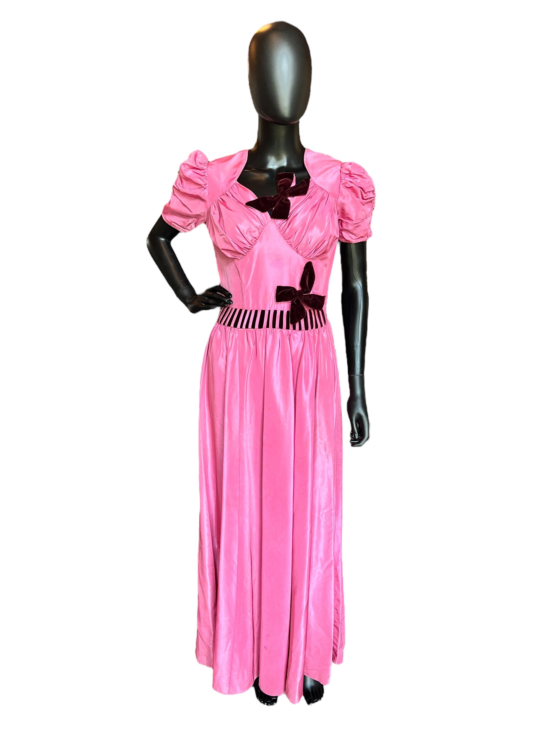 Vintage 40s Pink/Burgundy Taffeta Evening Gown Vintage 40s Pink/Burgundy Taffeta Evening Gown