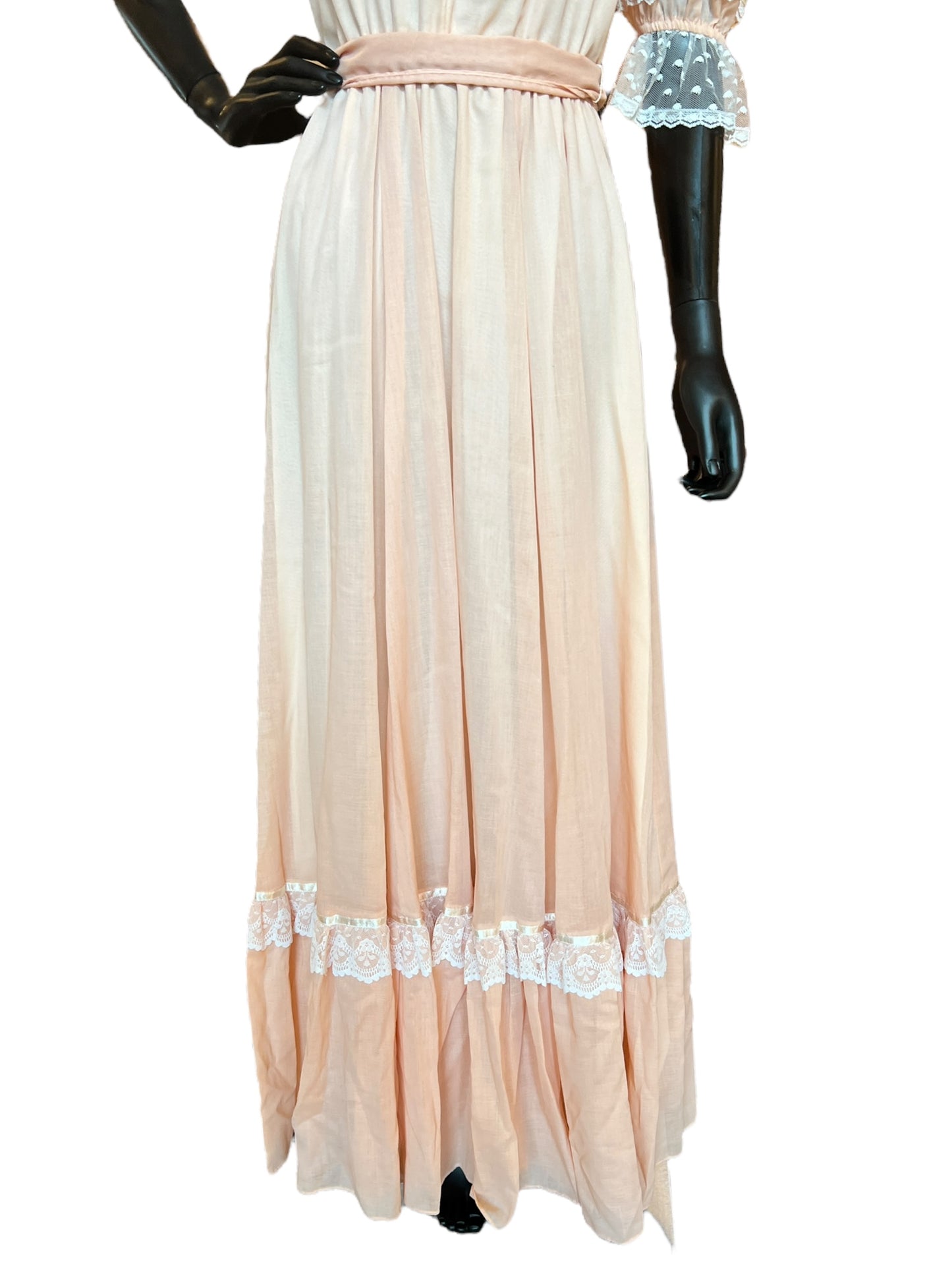 Vintage Gunne Sax Dress Peach and Ivory Lace