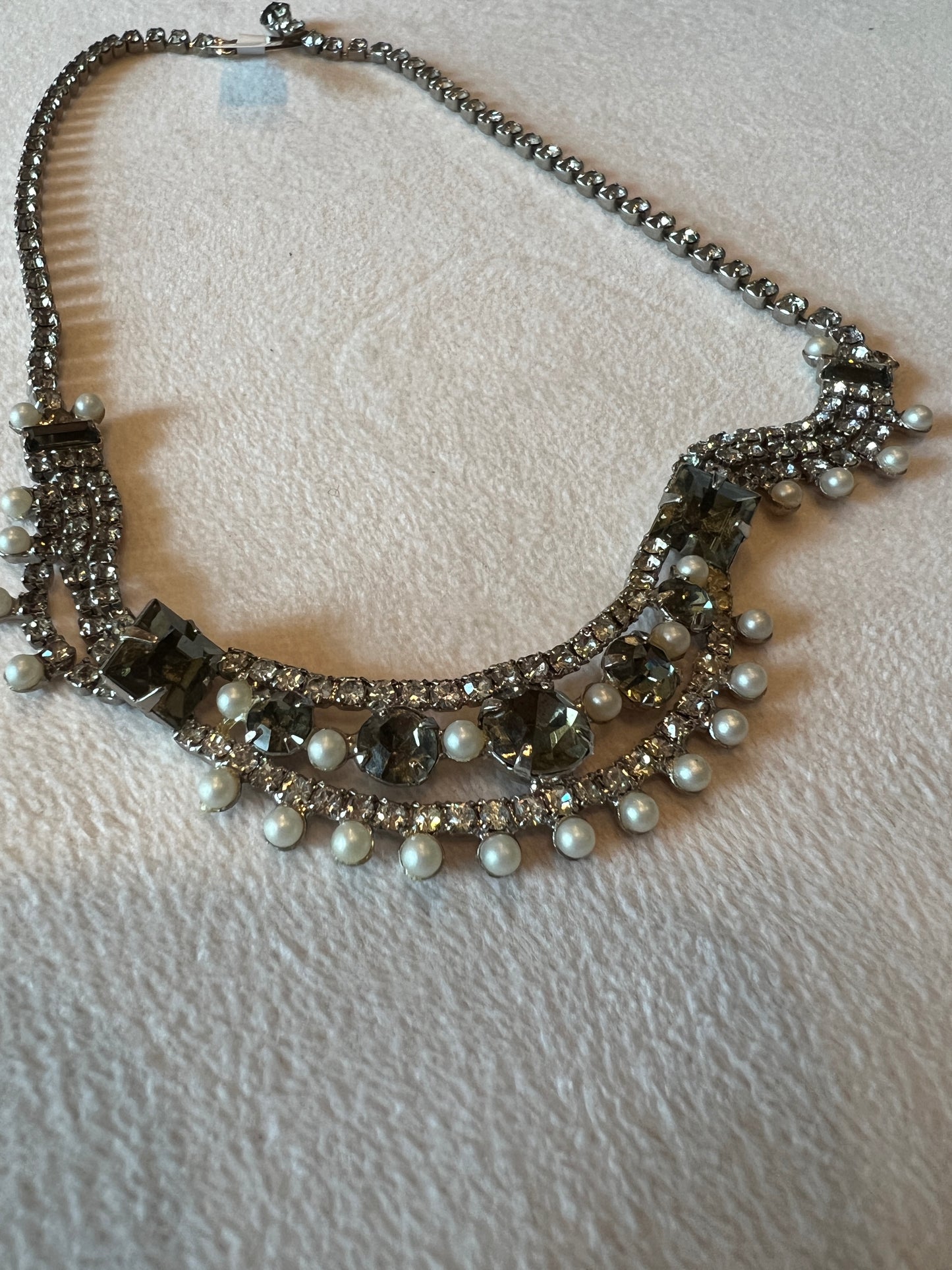 Vintage Sage Crystal and Pearl Collar