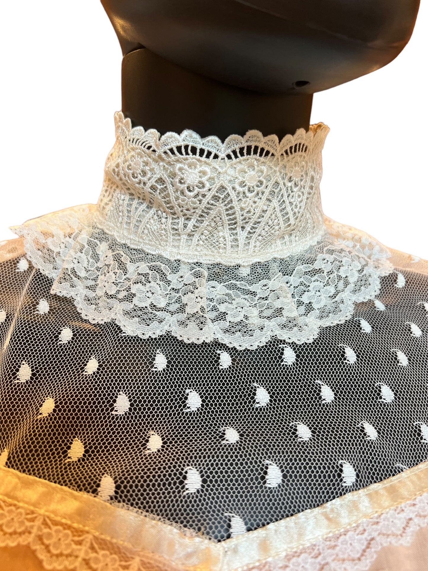Vintage Gunne Sax Dress Peach and Ivory Lace