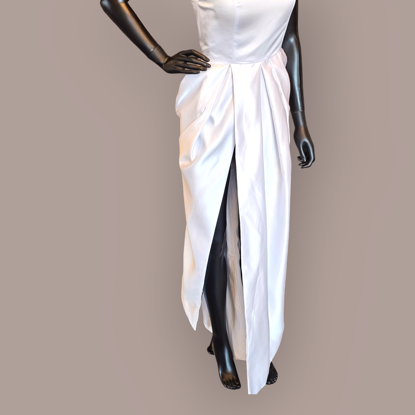 Hebeos White Off Shoulder Fitted Maxi Formal Dress / Wedding Gown