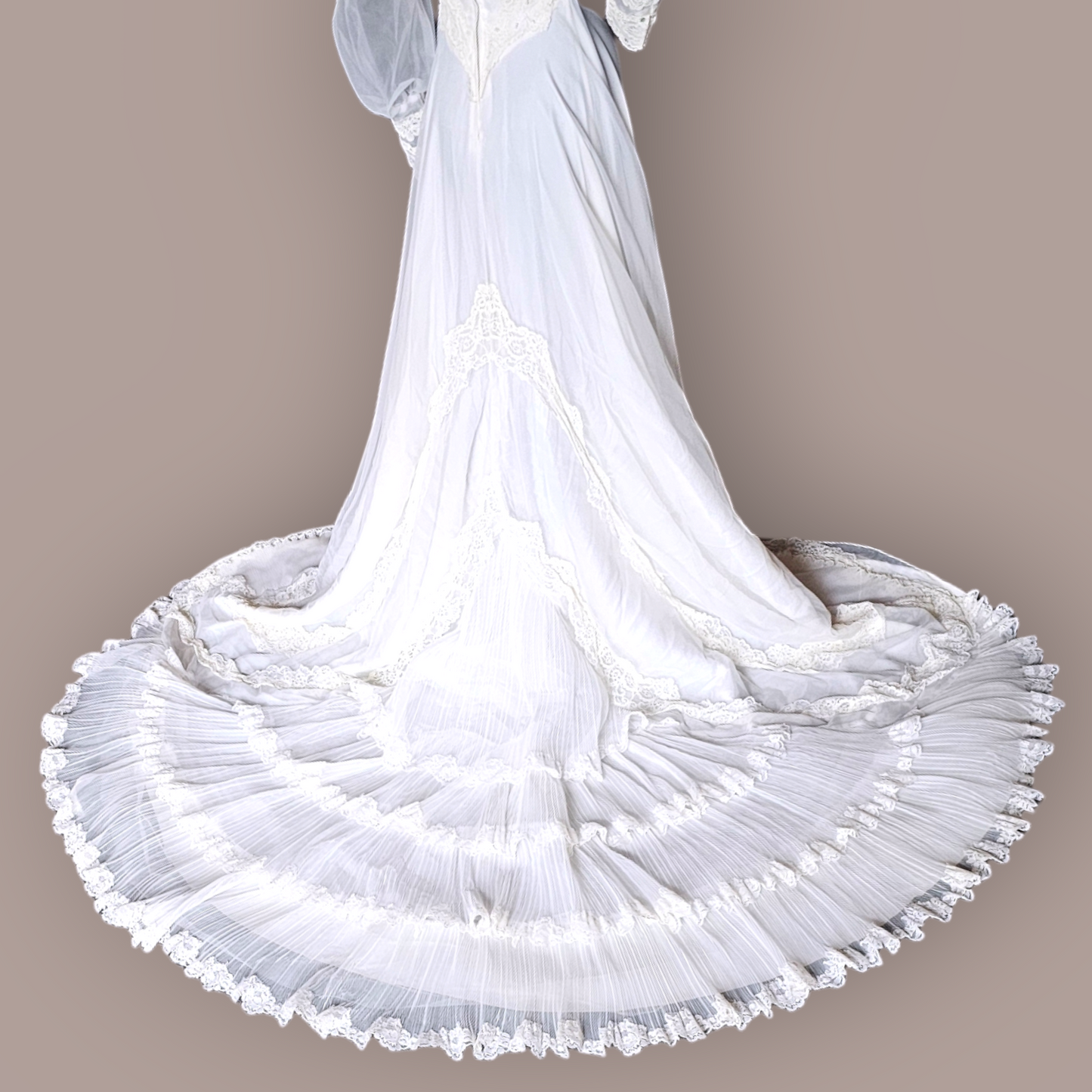 Vintage 70's Wedding Gown - Queen Anne Ruffle Detail