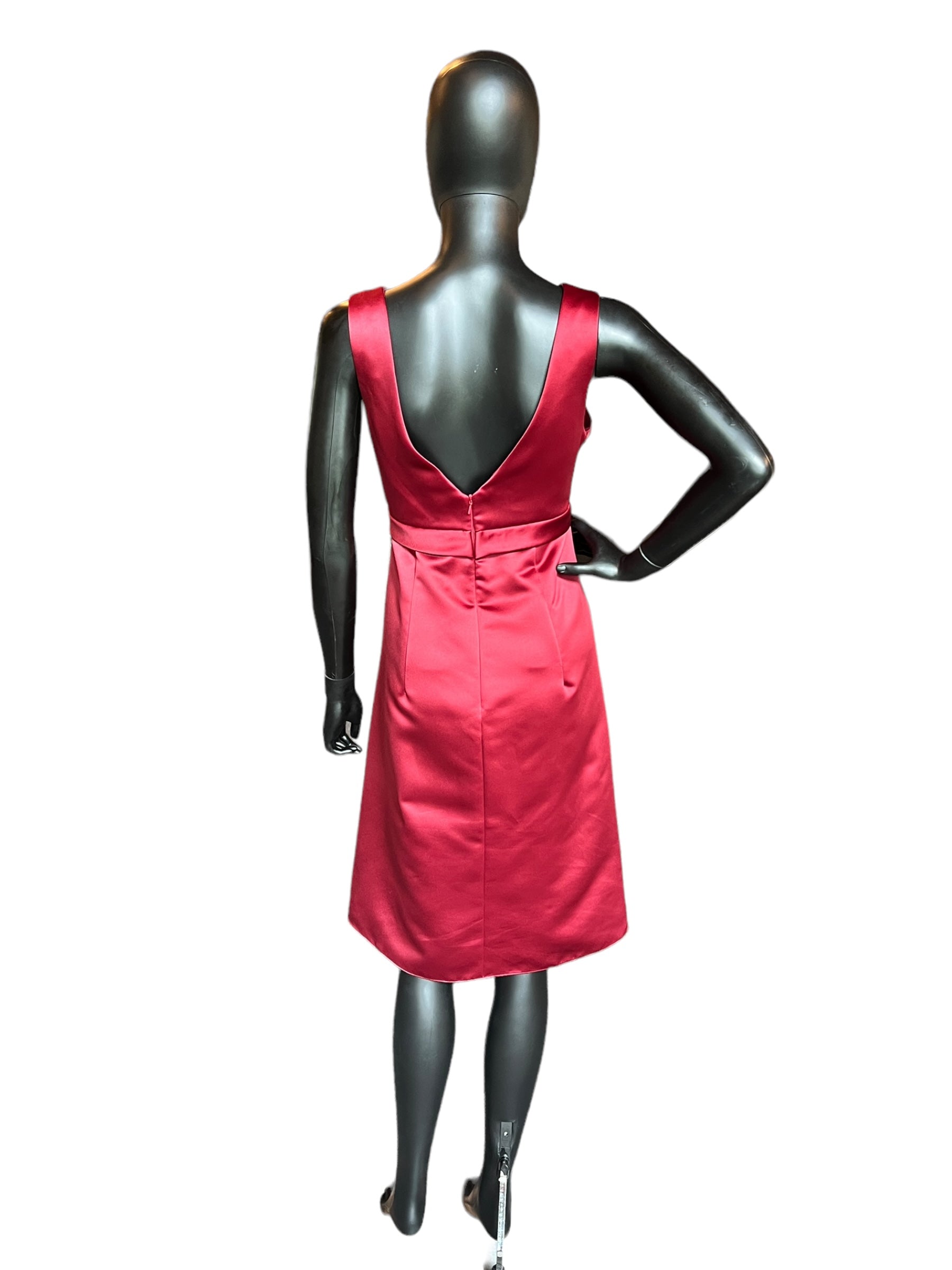 Burgundy V-Neck Cocktail Mid-Length Dress Burgundy V-Neck Cocktail Mid-Length Dress