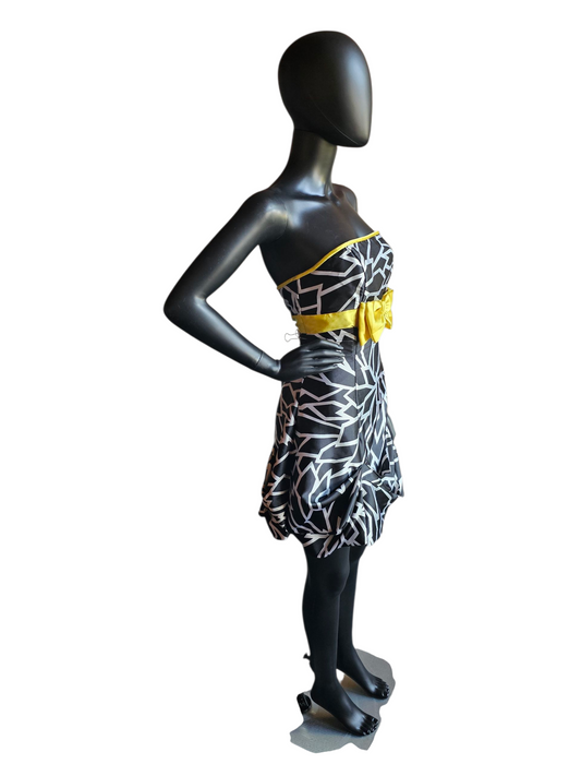 Vintage Y2K Black/White Abstract Yellow Accent Cocktail/Party Dress - Jessica McClintock Gunne Sax