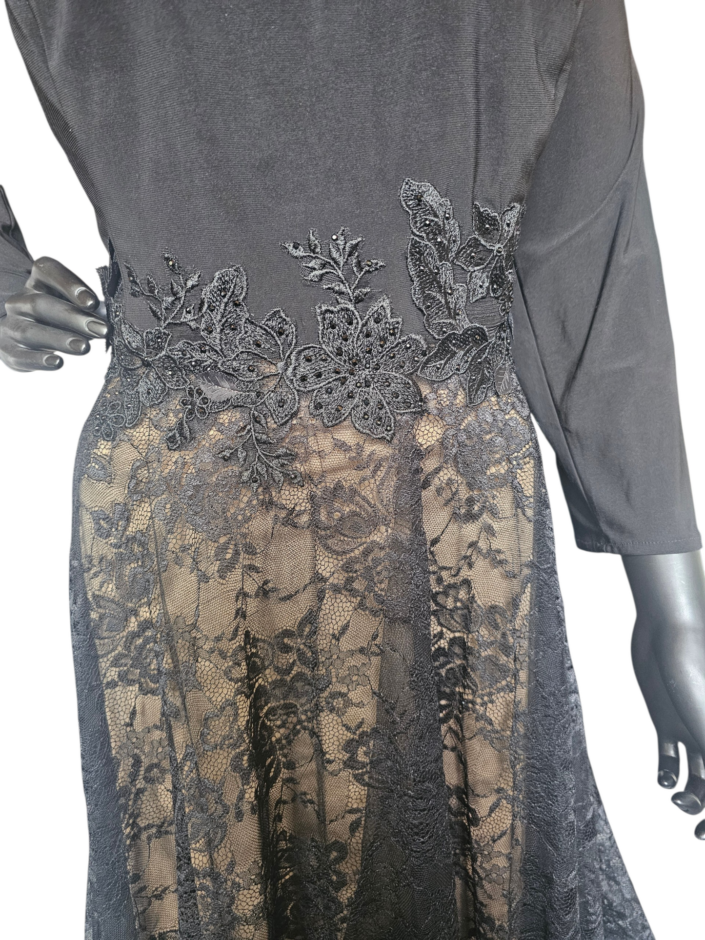 Black Fit/Flare V-Neck 3/4 Sleeve Cocktail Lace Design Rhinestone Belt - Mac Duggal
