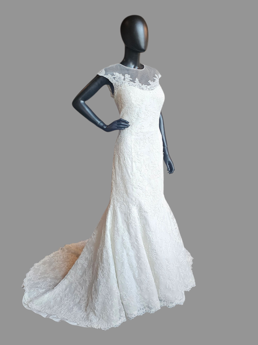 Ivory Fit/Flare Lace Illusion Neckline Cap Sleeve Wedding Gown - Da Vinci