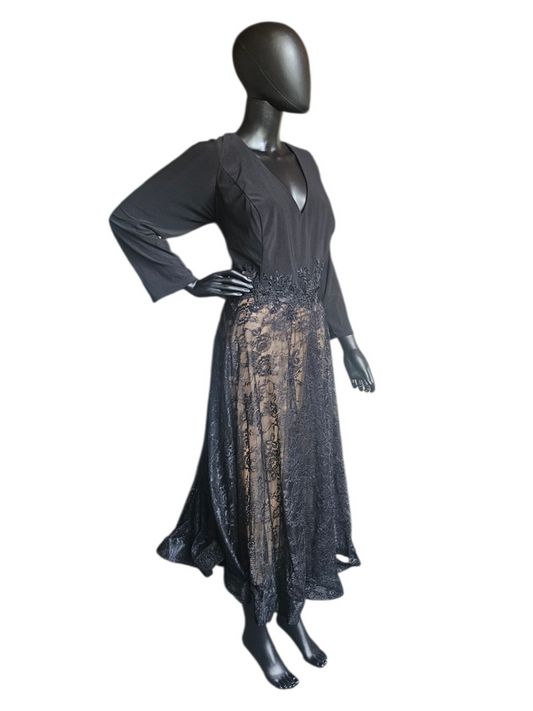 Black Fit/Flare V-Neck 3/4 Sleeve Cocktail Lace Design Rhinestone Belt - Mac Duggal