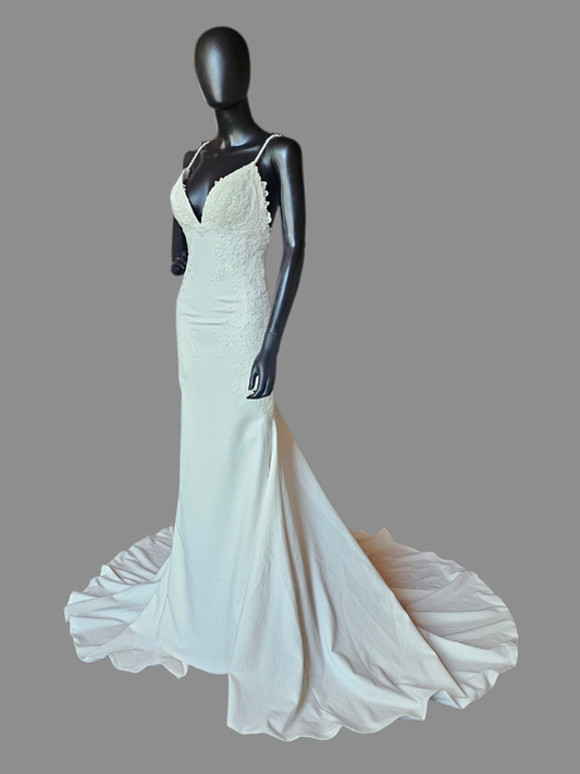 White Fit/Flare Minimal Floral Design V-Neck Spaghetti Strap Wedding Dress - Sincerity