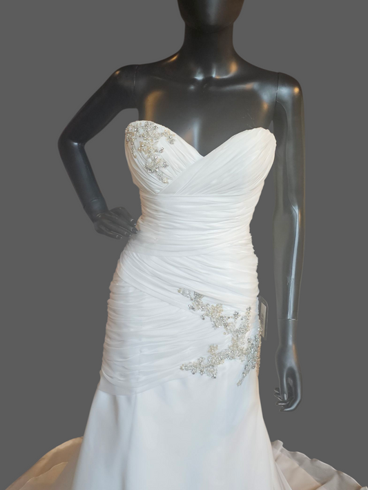 Ivory Chiffon Fit/Flare Sweetheart Wedding Gown - Casablanca