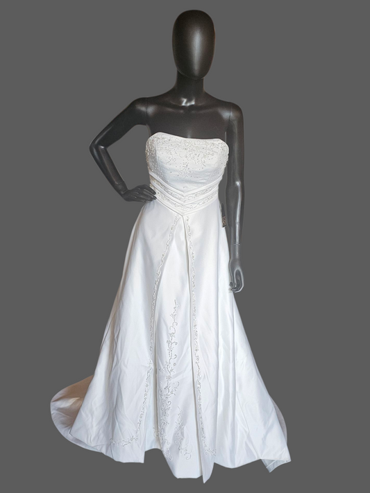 Vintage White Satin V-Split A Line Wedding Gown
