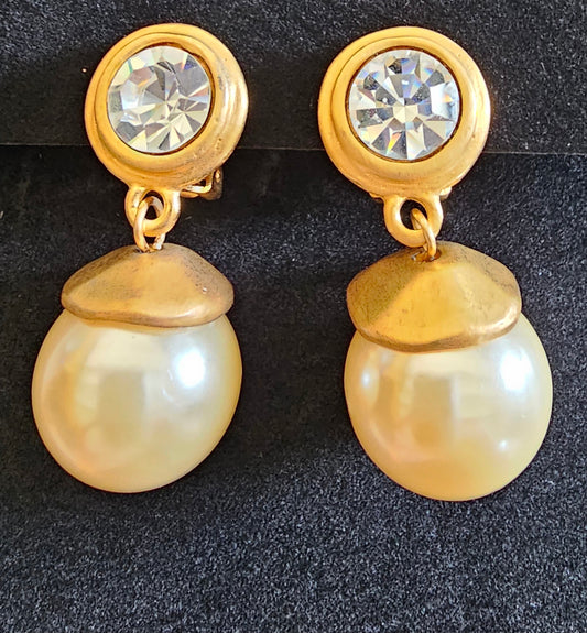 Vintage Gold Pearl Drop Earrings - Clip