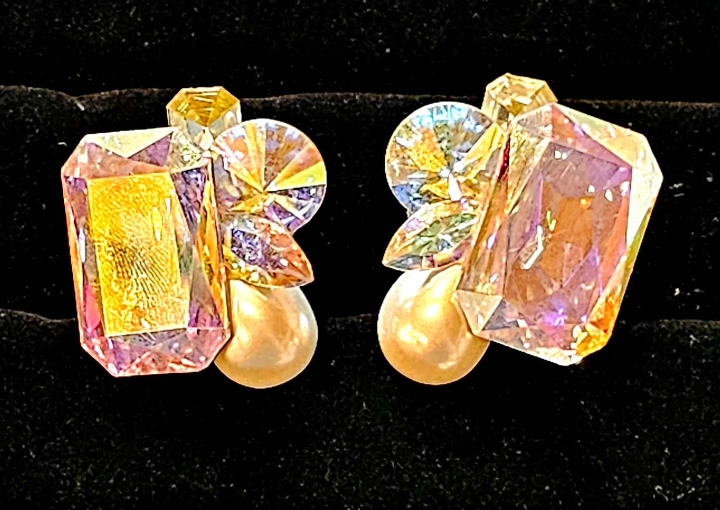 Vintage Clip-on Earring 1