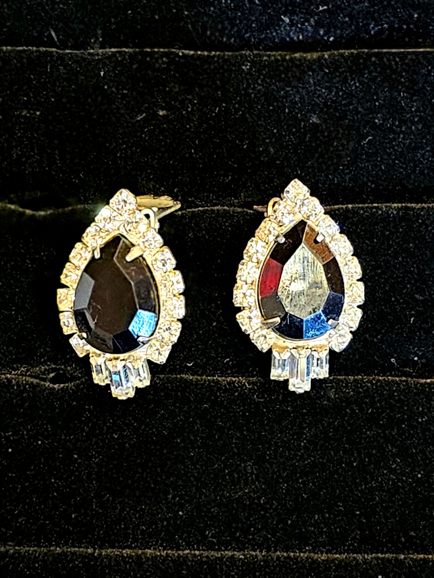 Vintage Clip-on Earring 1