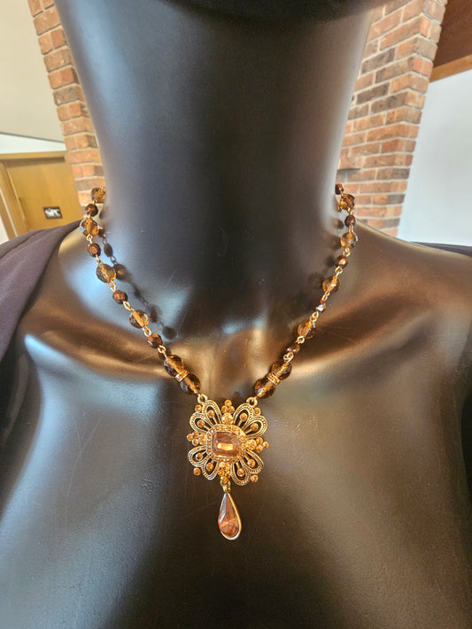 Gold/Amber Beaded Necklace