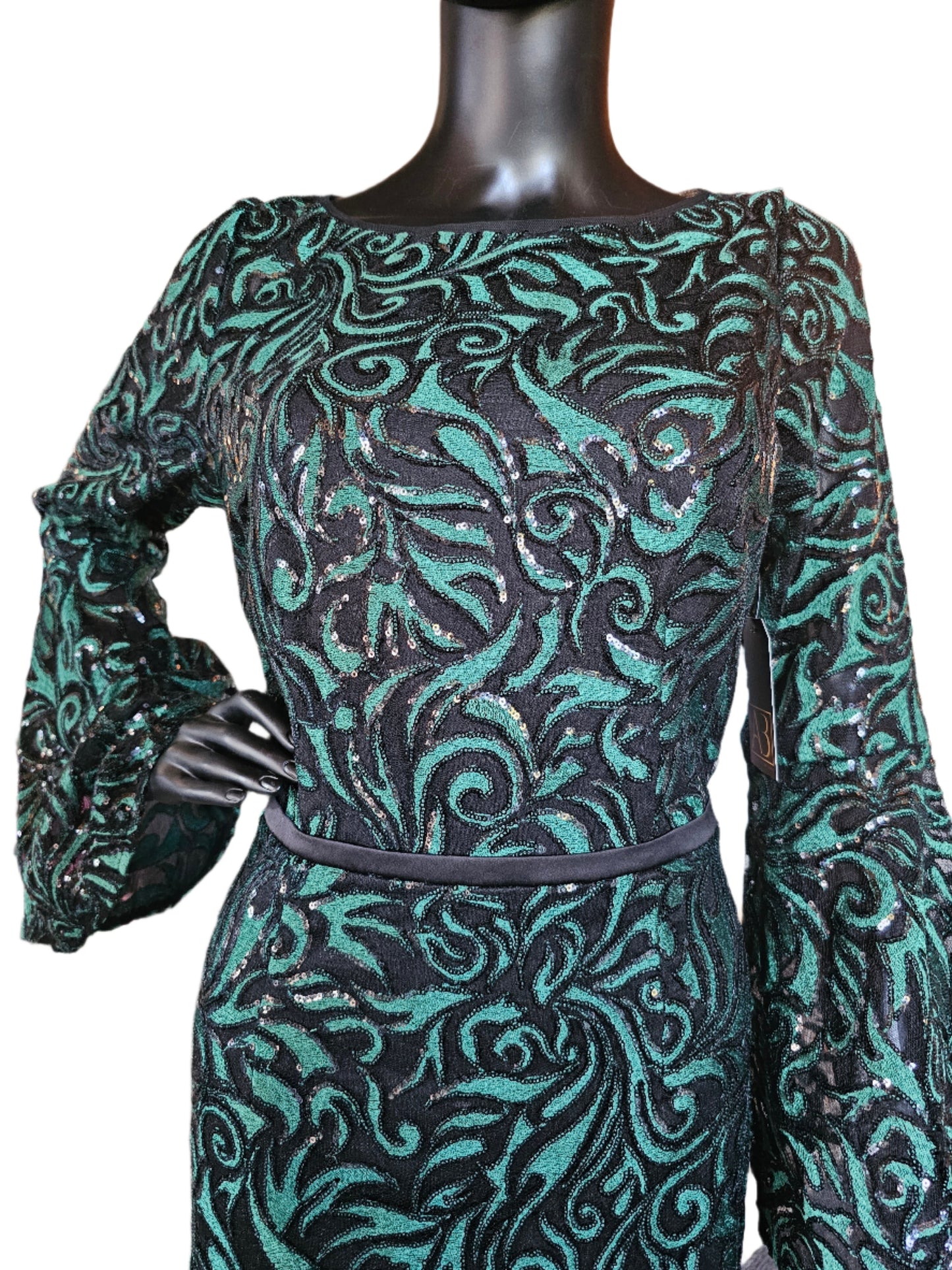 Black/Green Sequin Fitted Formal Gown / Party Dress - Carmen Marc Valvo