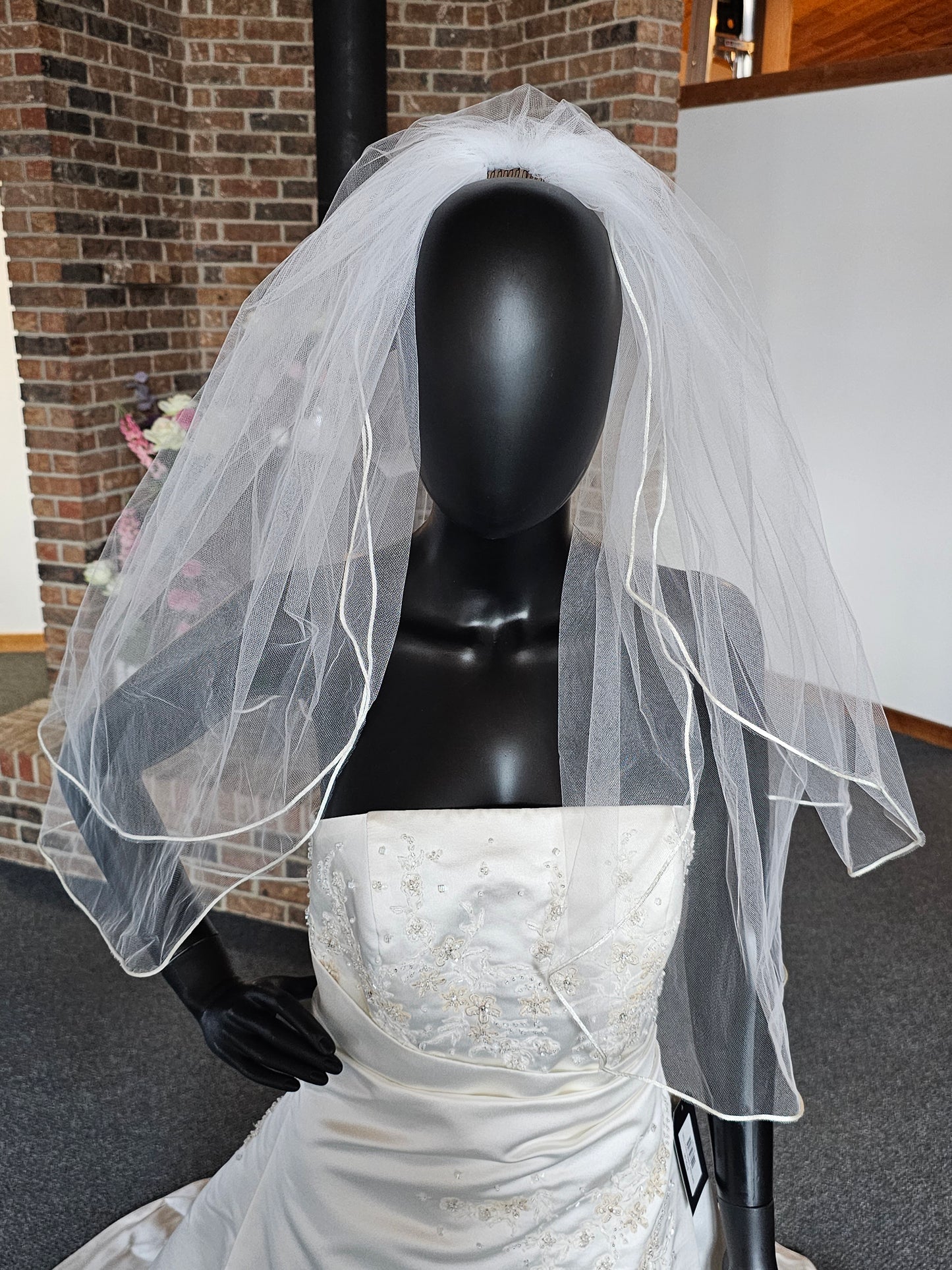 Short Double Layer Veil