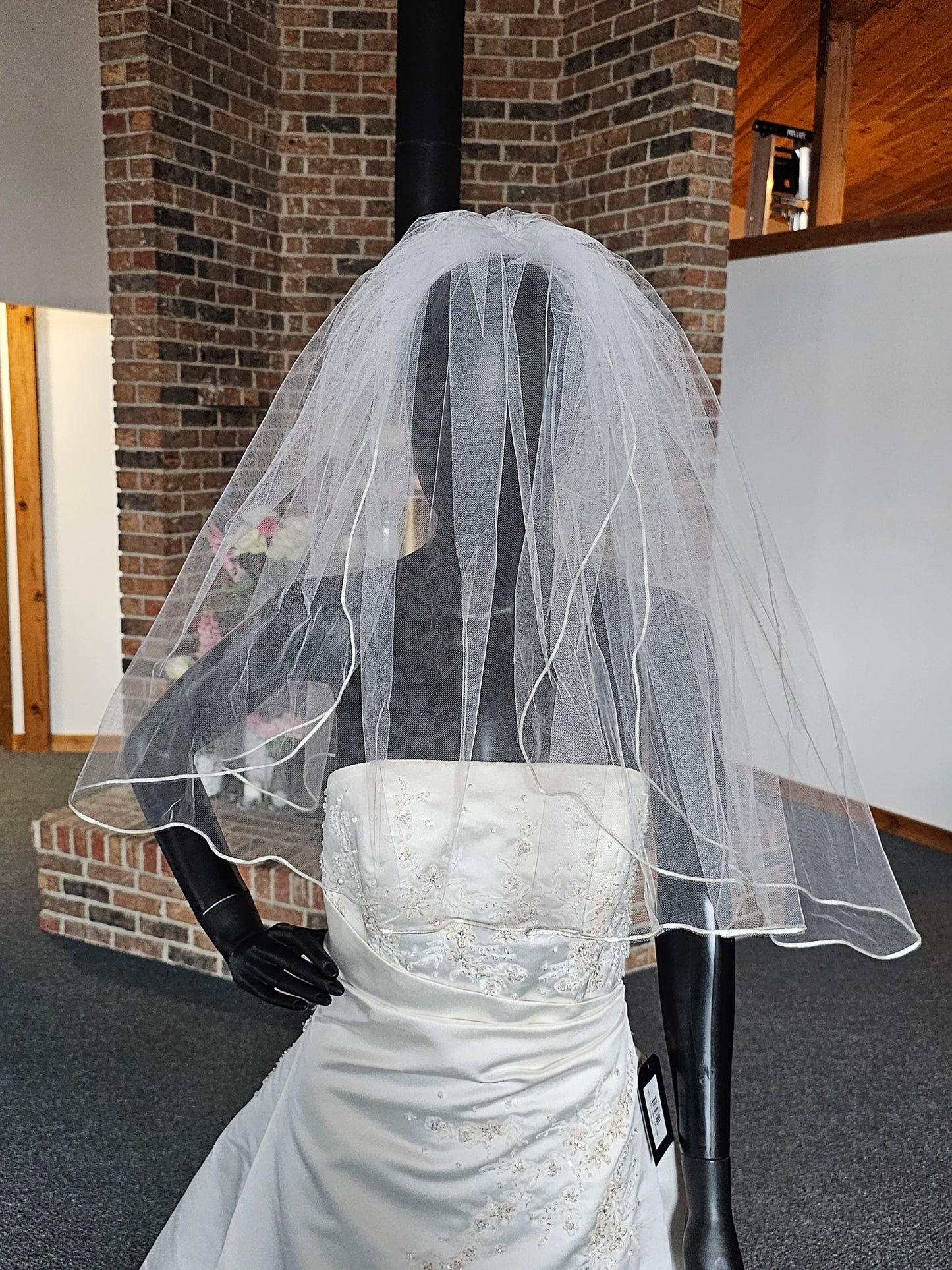 Short Double Layer Veil