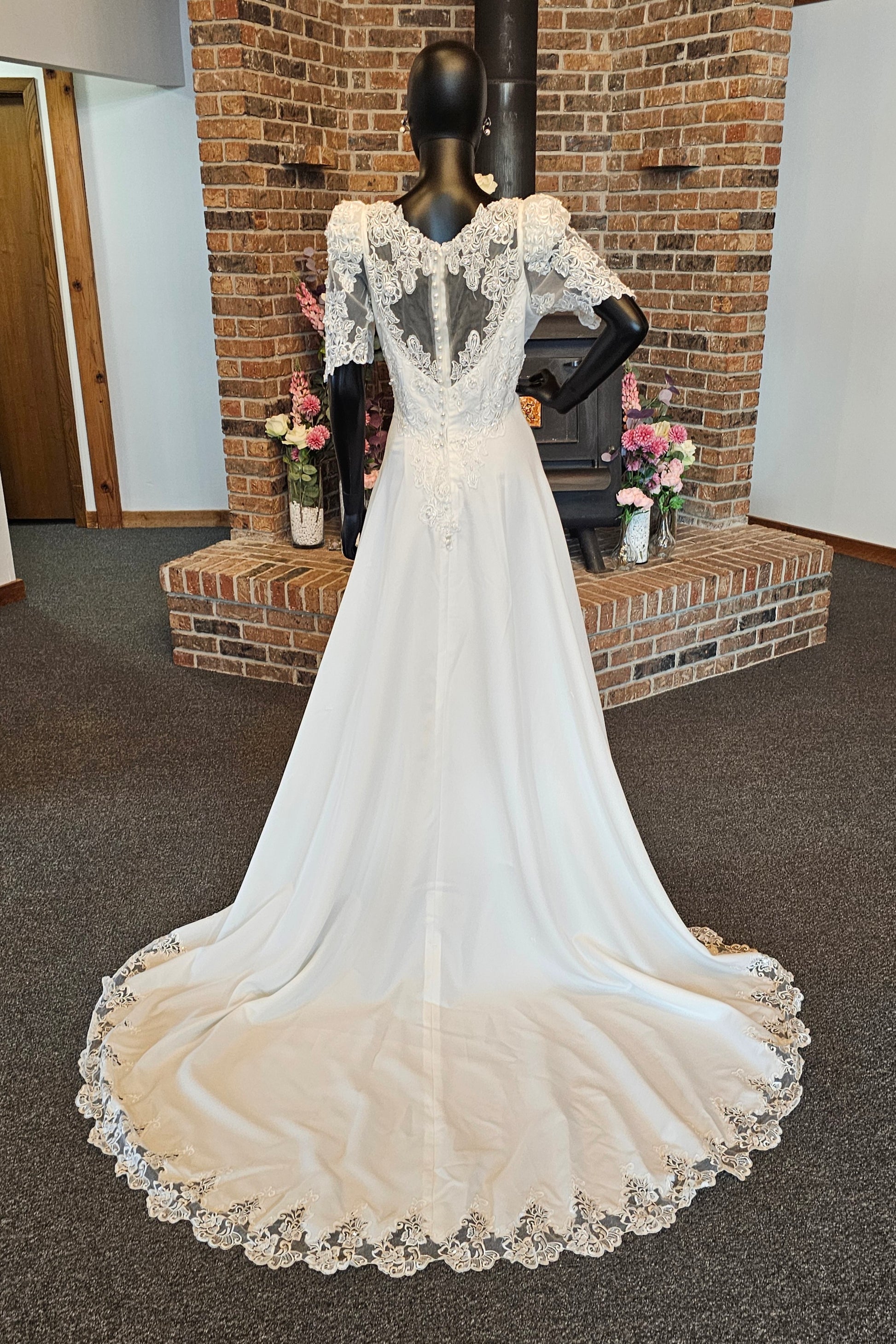 Bridal Originals Vintage Short Sleeve Wedding Gown Bridal Originals Vintage Short Sleeve Wedding Gown