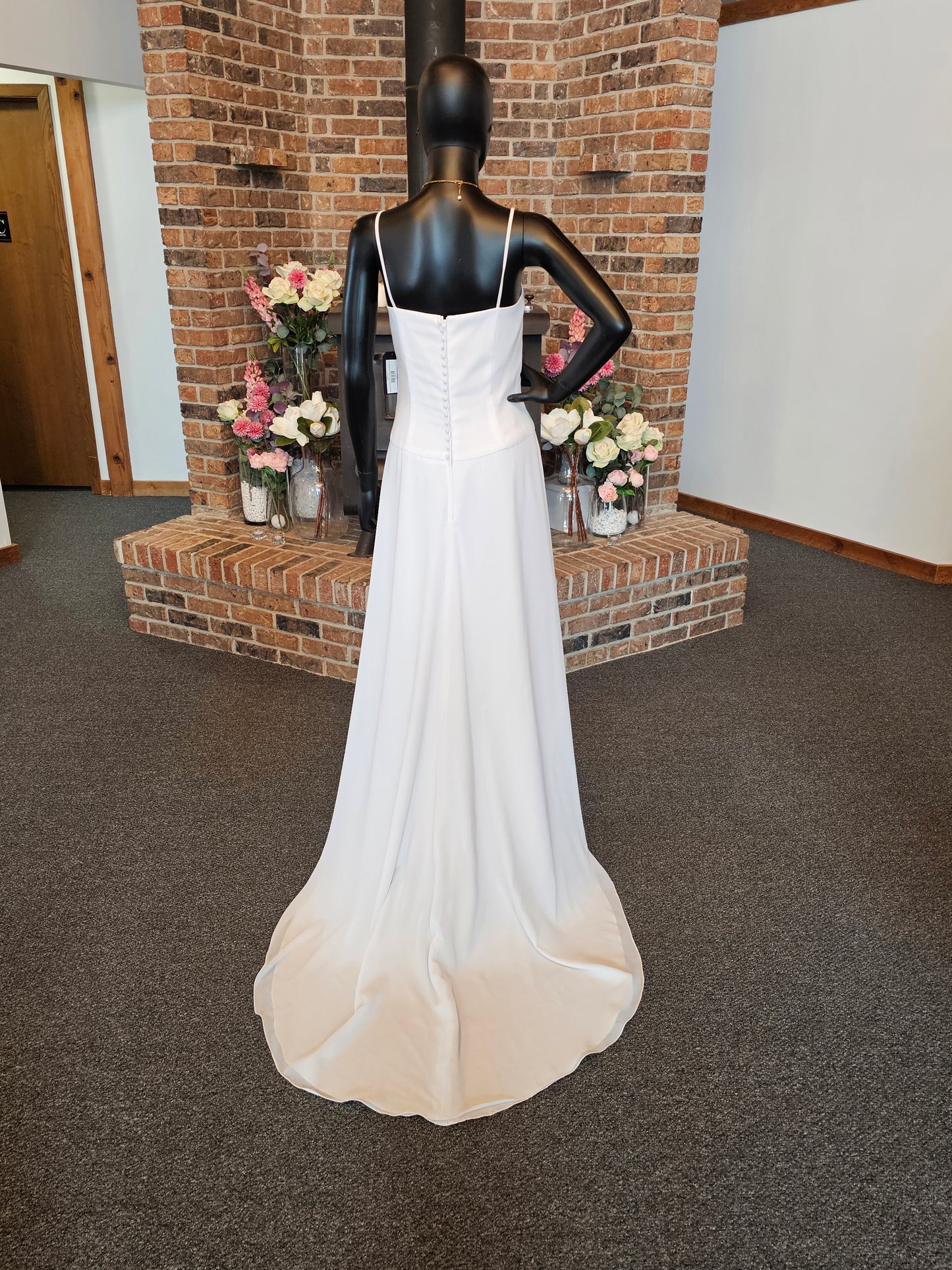 Simple White Chiffon Spaghetti Strap Wedding Gown