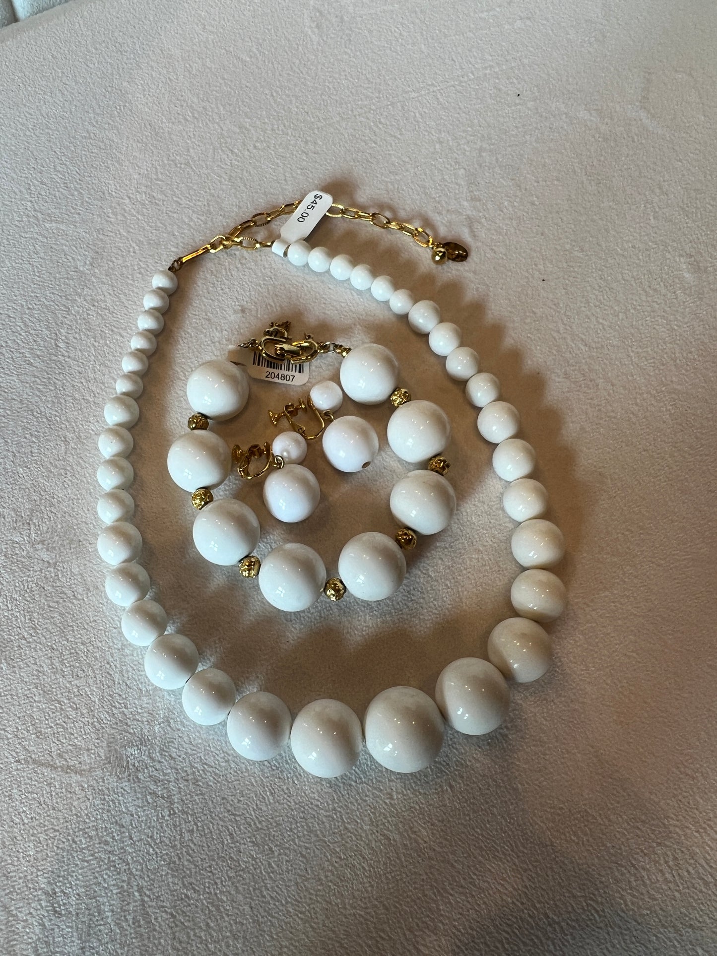 Vintage Necklace/Bracelet Set - White