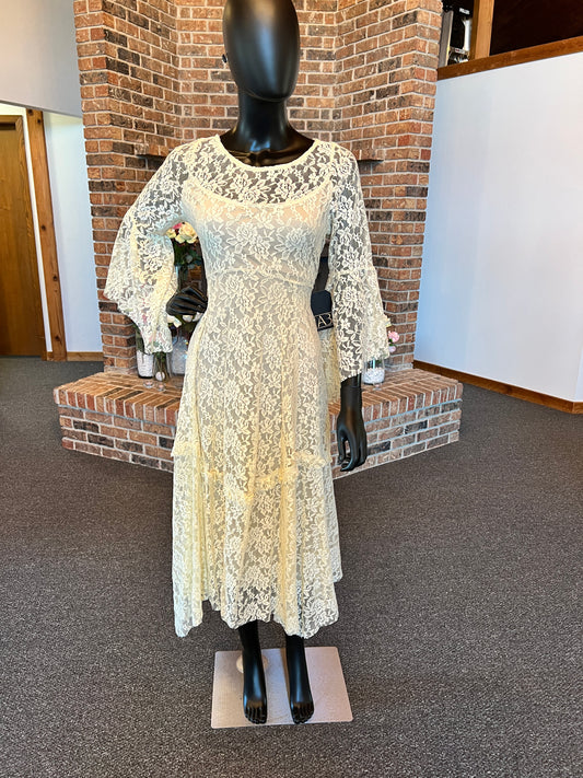 Ivory Lace Long Peasant Long Sleeve