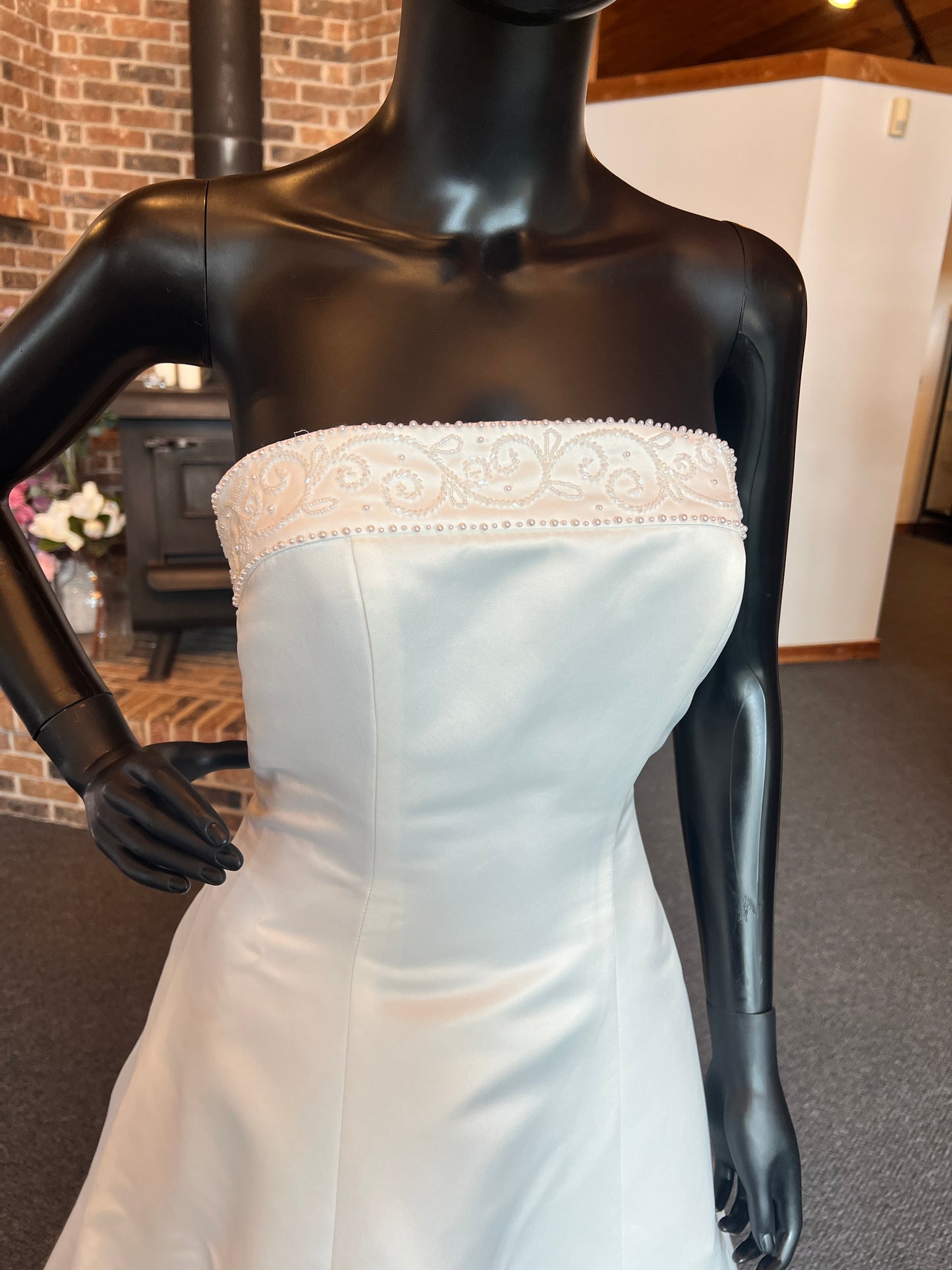 Gloria Vanderbuilt Ivory A-Line Wedding Dress