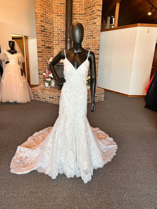 White Lace Mermaid Mori Lee Wedding Gown