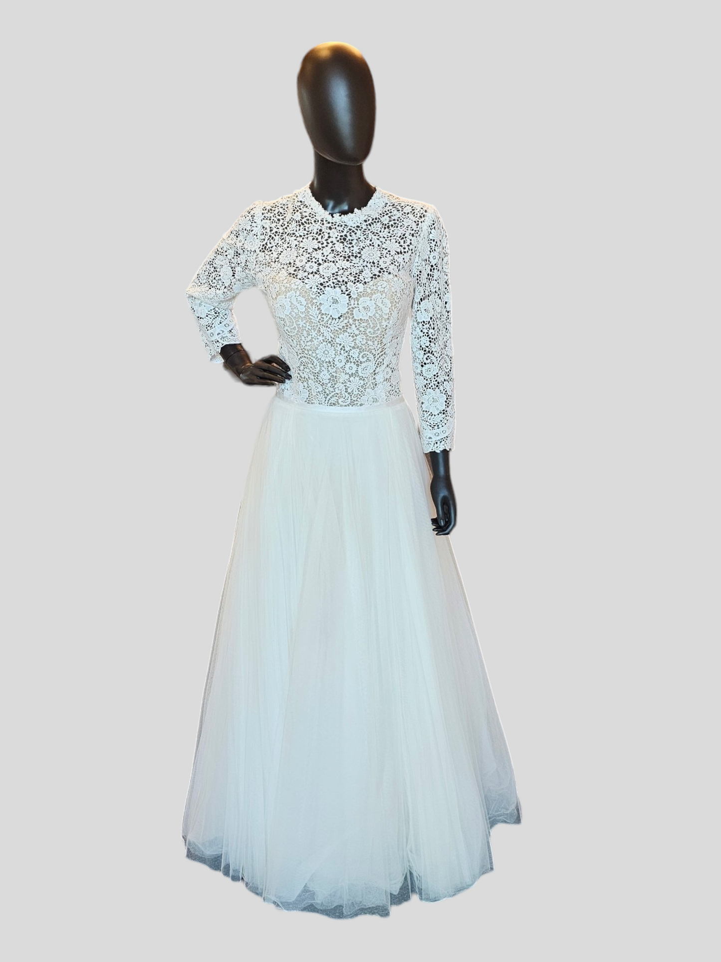 Watters Lace Bodice Simple Tulle Wedding Gown