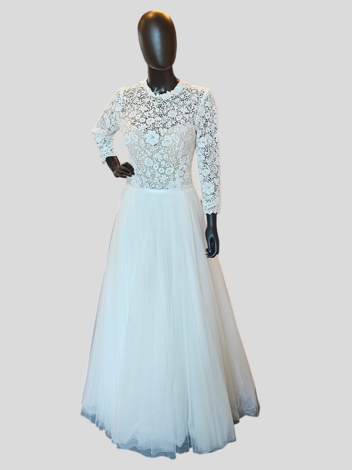 Watters Lace Bodice Simple Tulle Wedding Gown