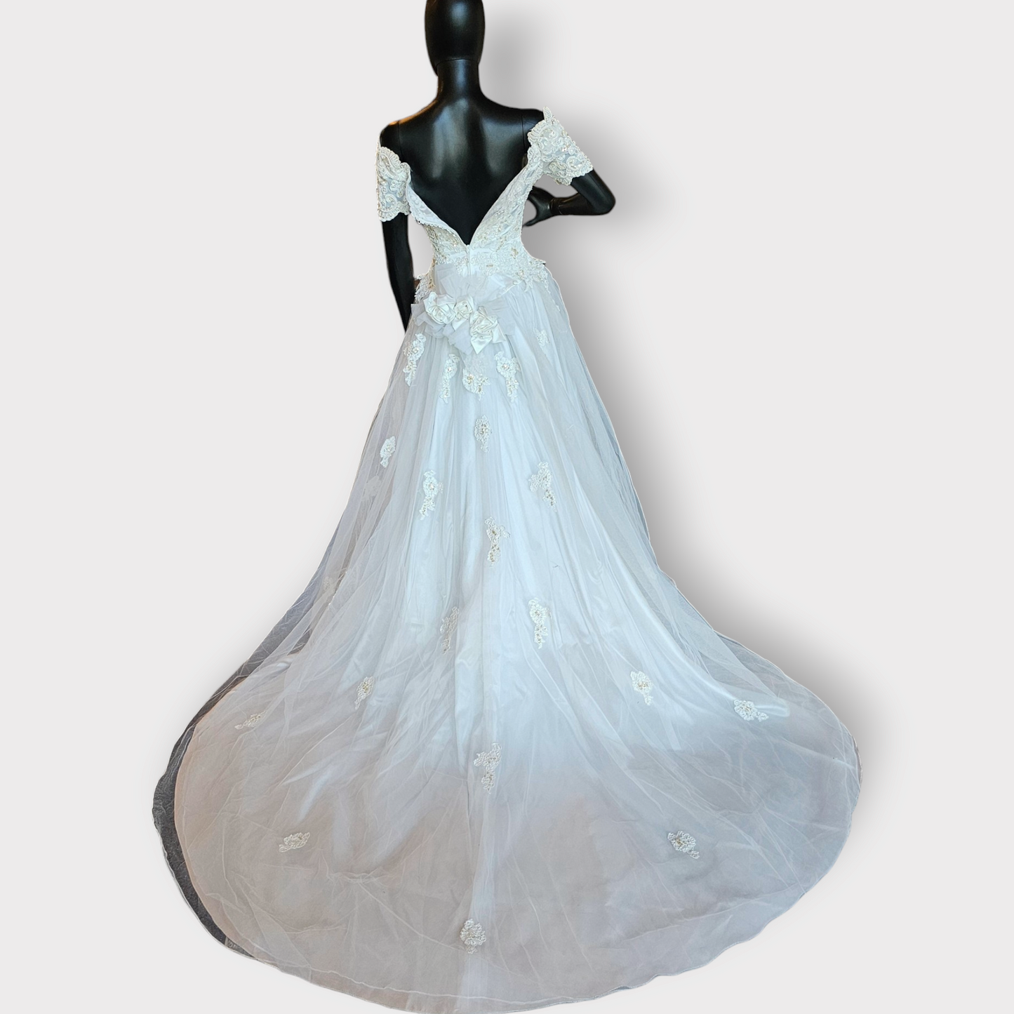 Vintage White Mon Cheri Ballgown Wedding Dress