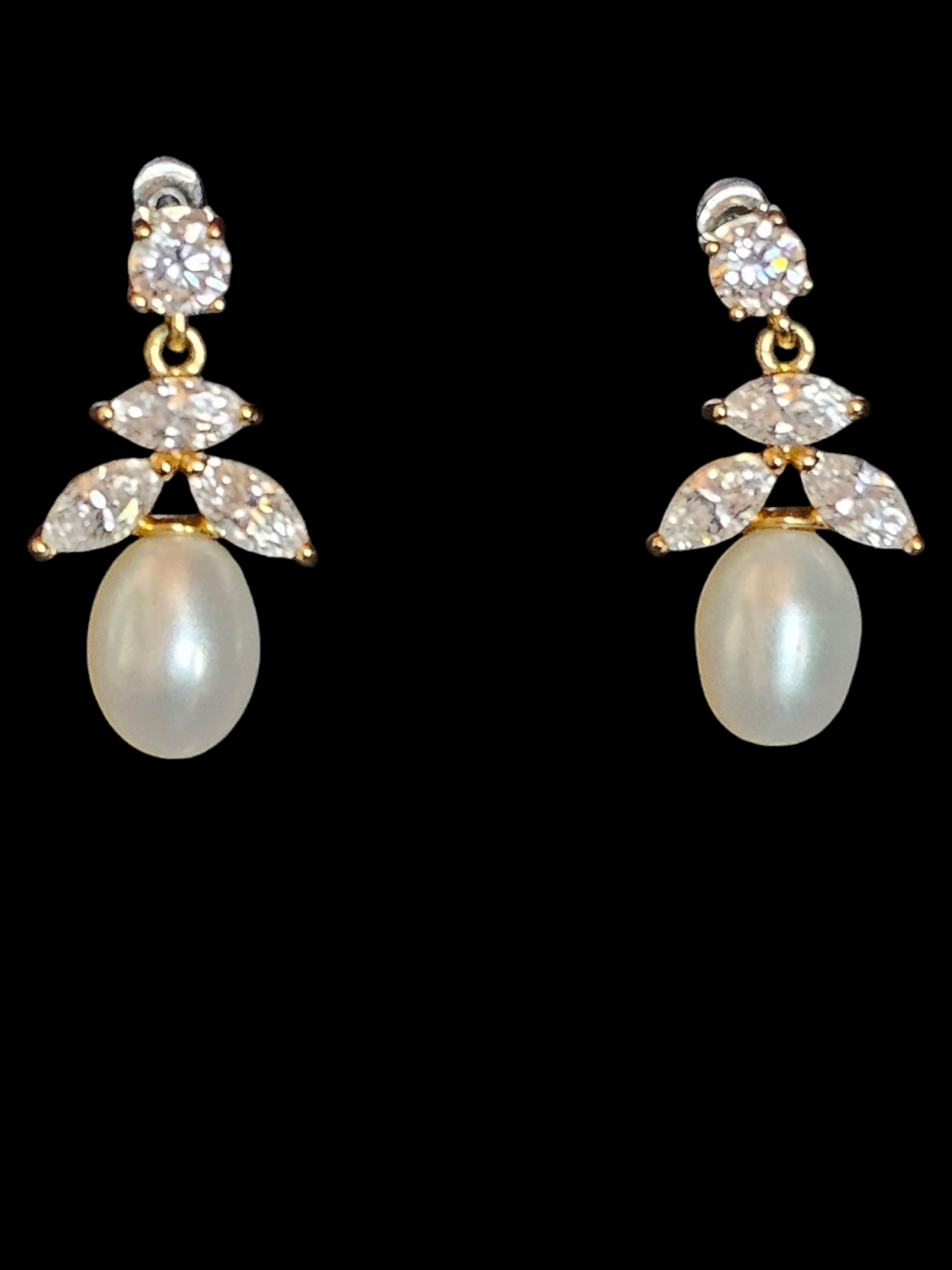 Rhinestone Leaf Freshwater Pearl Drop Earring