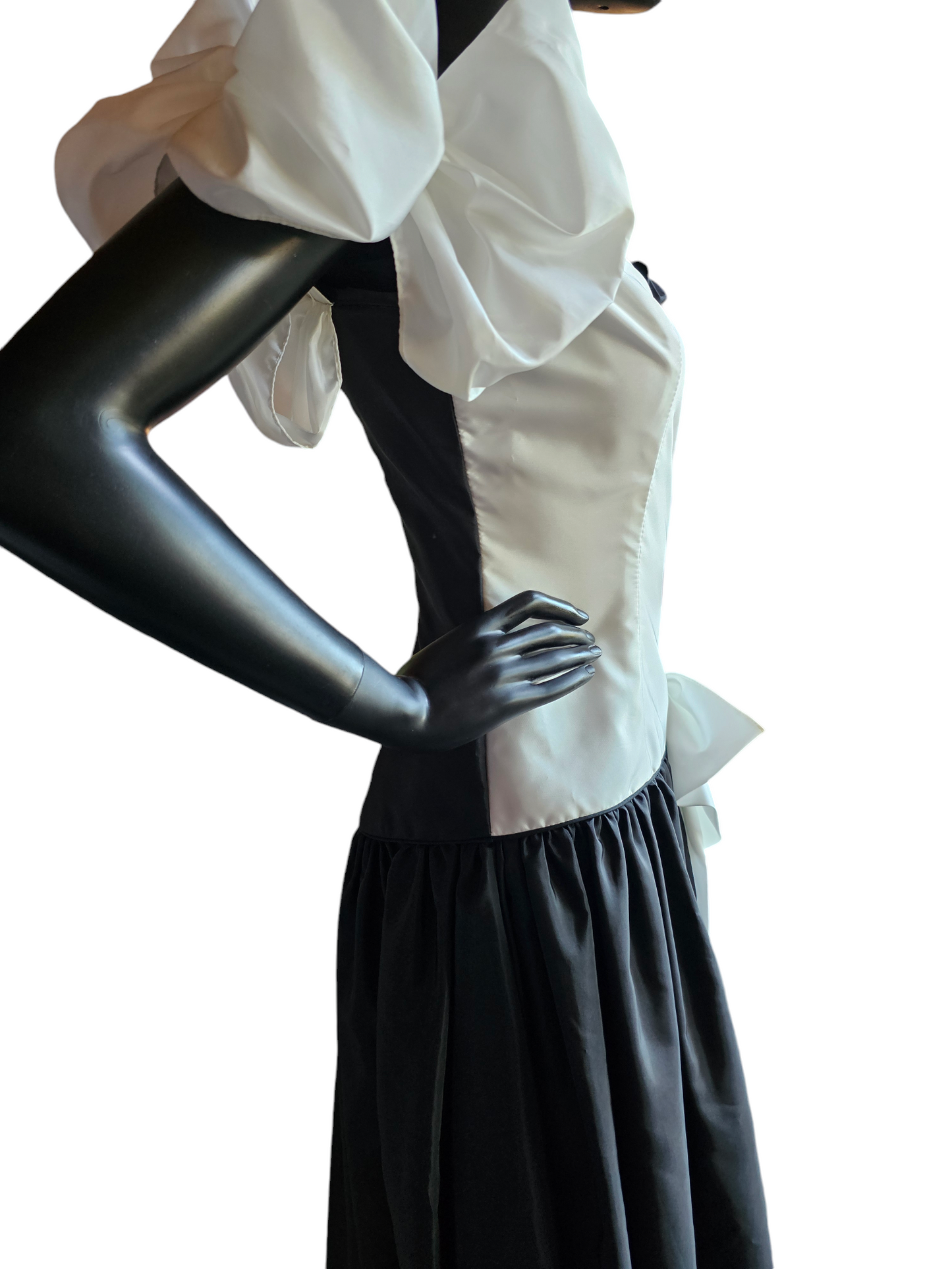 Vintage Black/White Taffeta Drop Waist Formal Gown