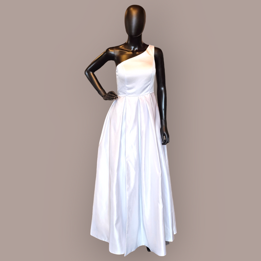 Hebeos White Off Shoulder Fitted Maxi Formal Dress / Wedding Gown