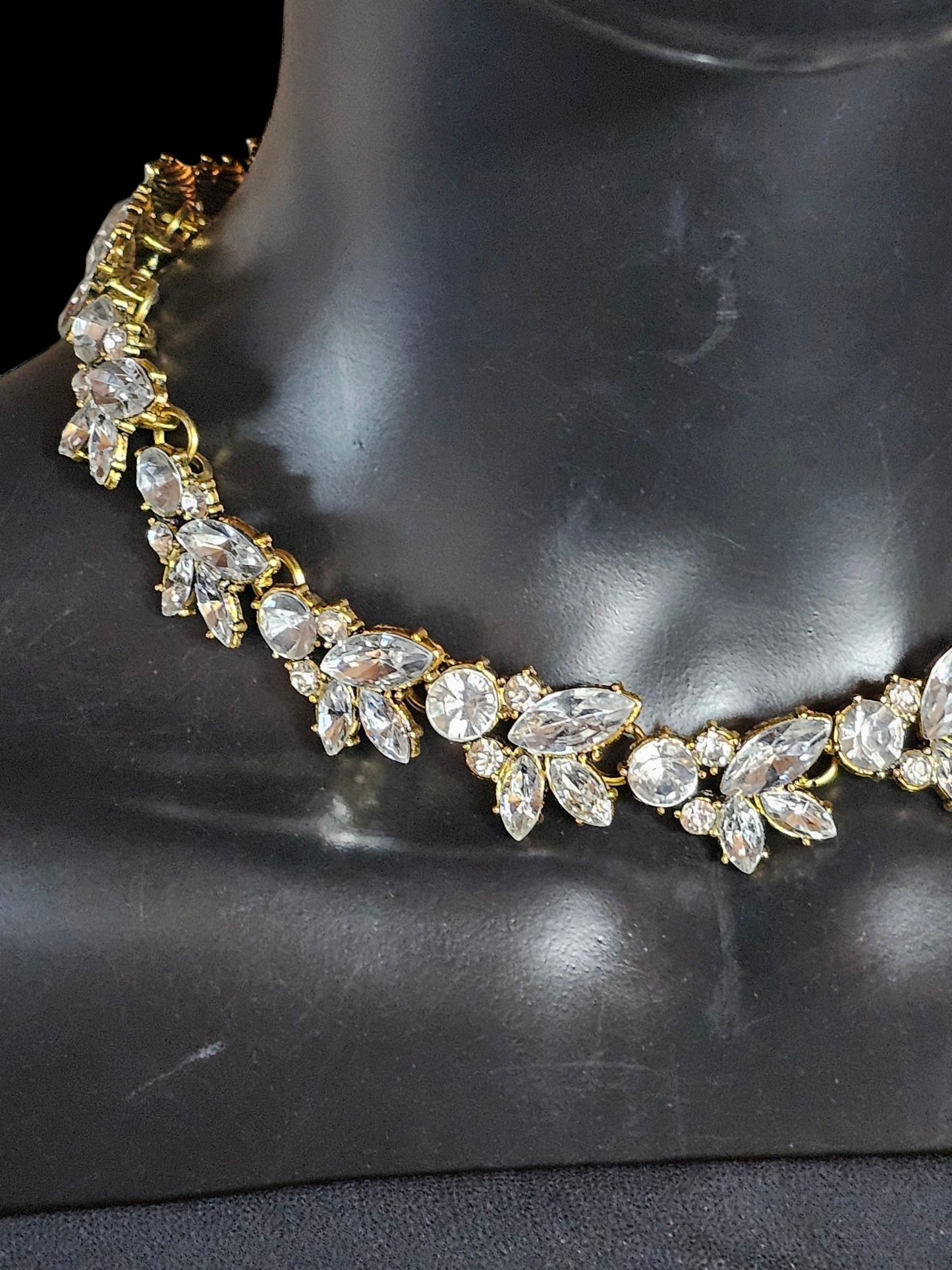 Floral Gold Collar Necklace