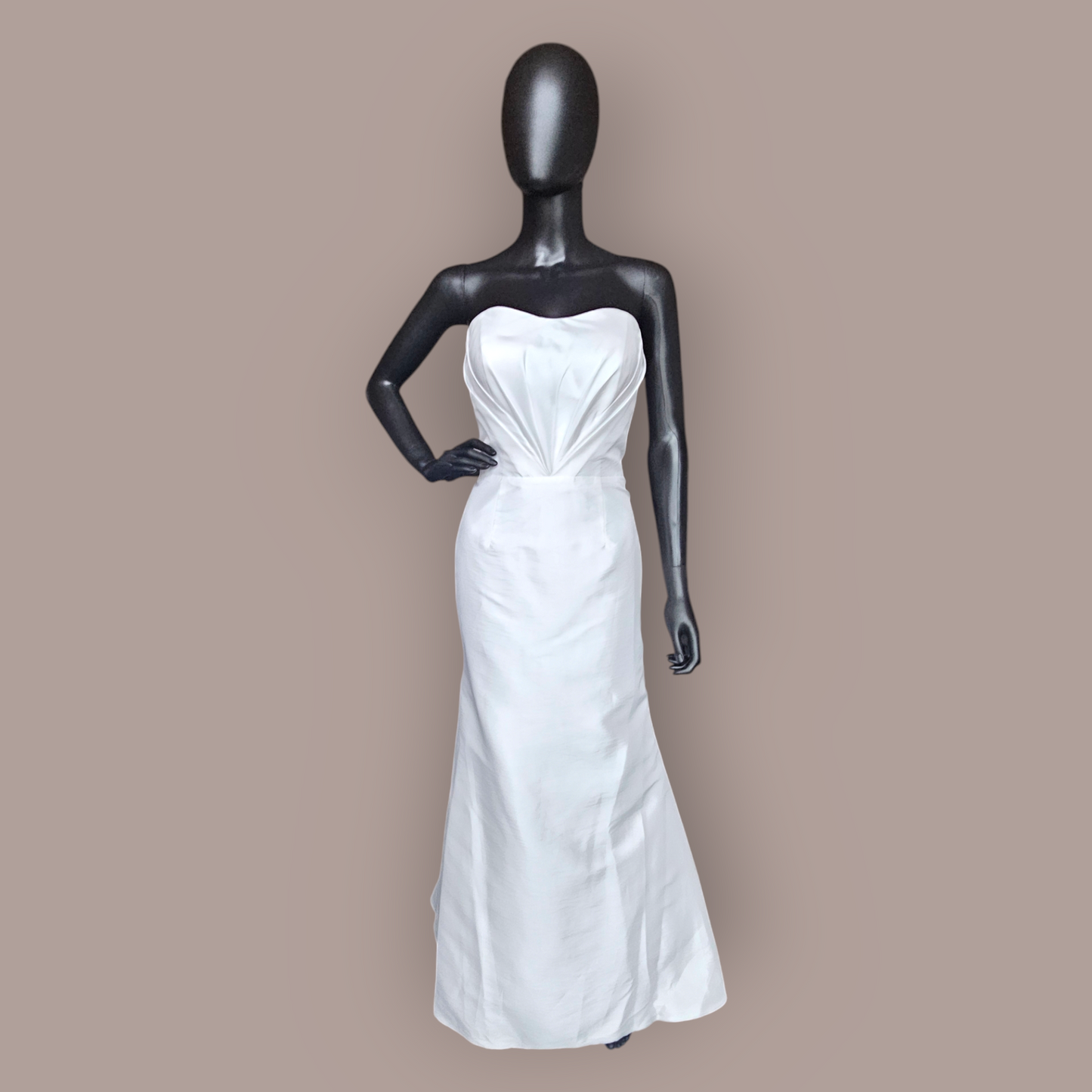 Venus White Taffeta Minimalist Fitted Wedding Gown