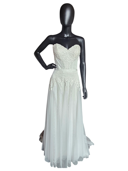 Willowby by Watters Ivory Lace Wedding Gown