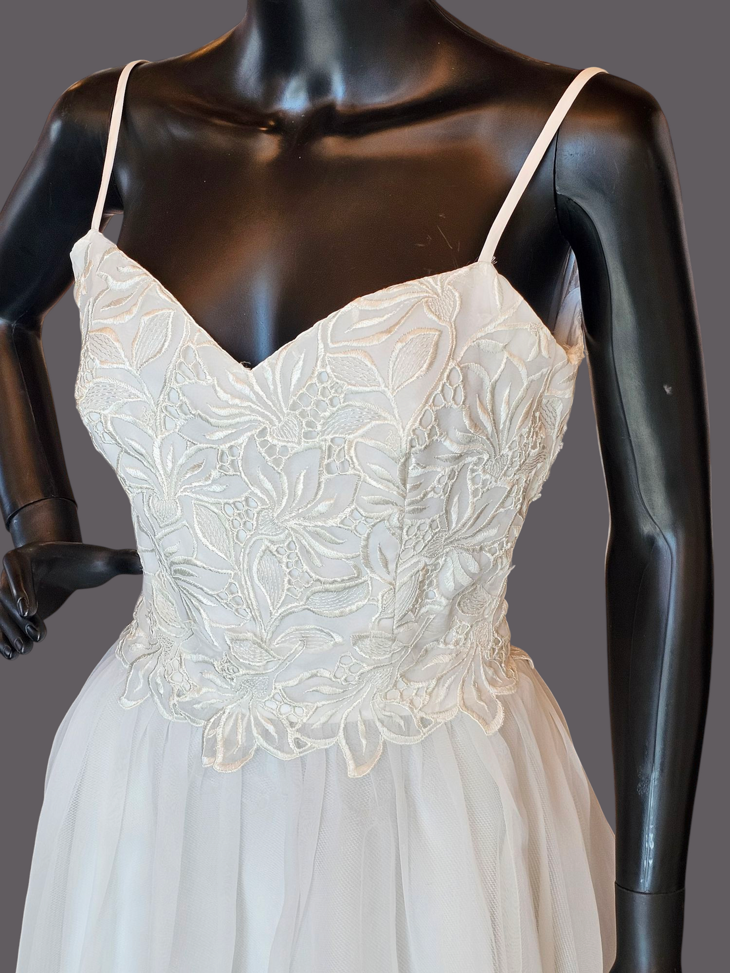 Vintage Open Lace Gathered Waist Organza Wedding Gown