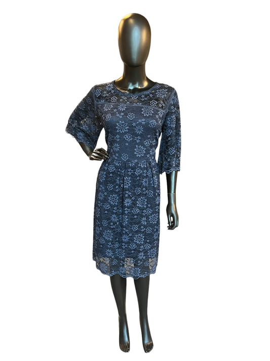 Navy Lace Cocktail Mid-Length Dress