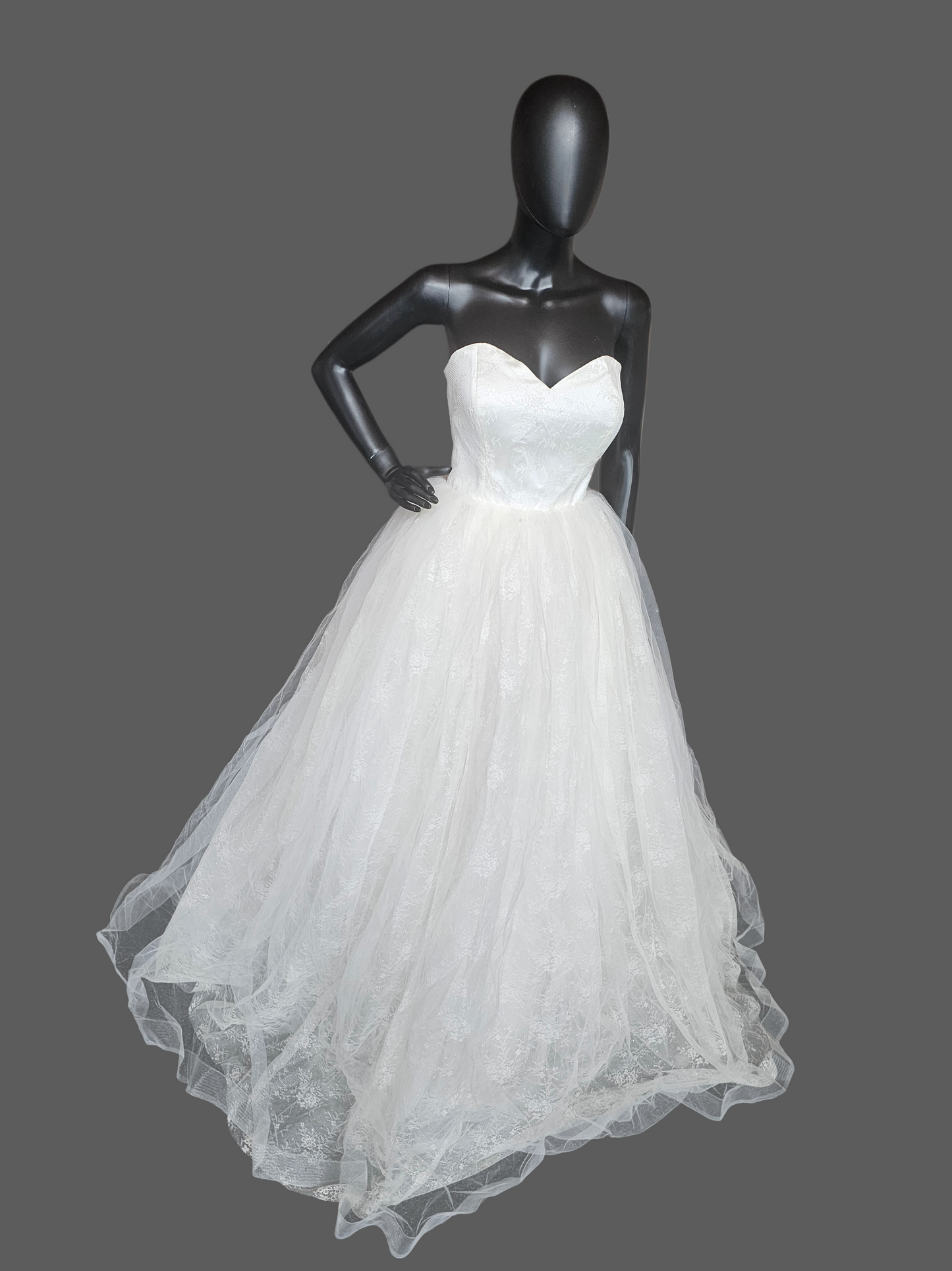 Ivory Lace Sparkle Strapless Sweetheart Wedding Ballgown - Di La Sena