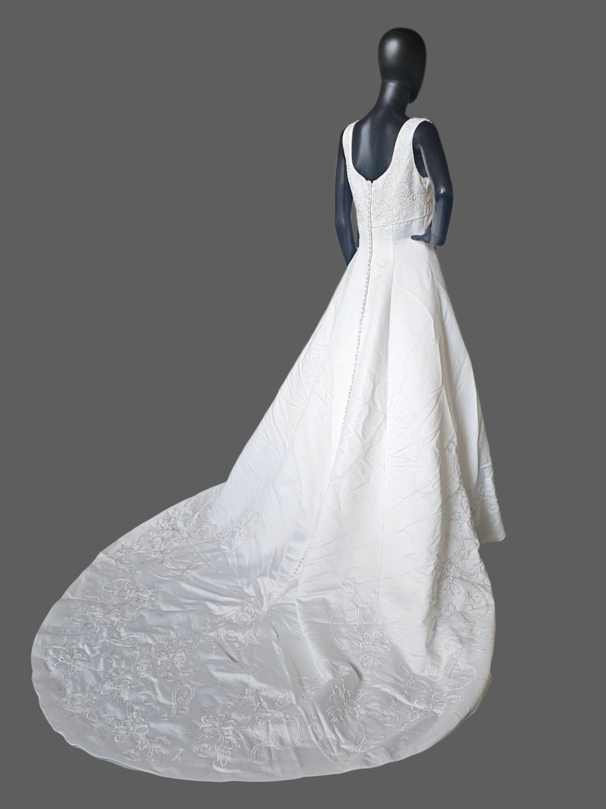 Vintage Ivory Satin Embroidered Scoop Neck Wedding Gown - Gloria Vanderbuilt