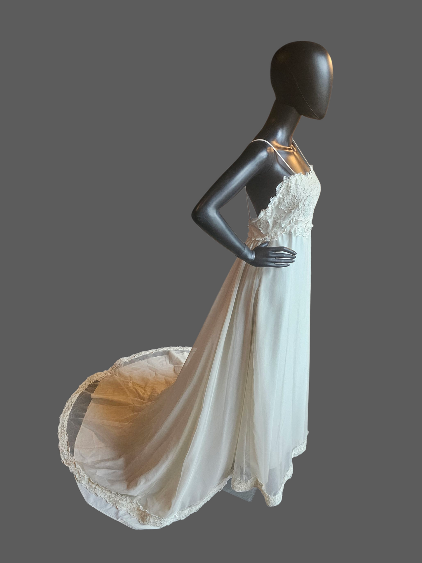 Vintage Ivory Empire A-Line Wedding Gown - Renewal