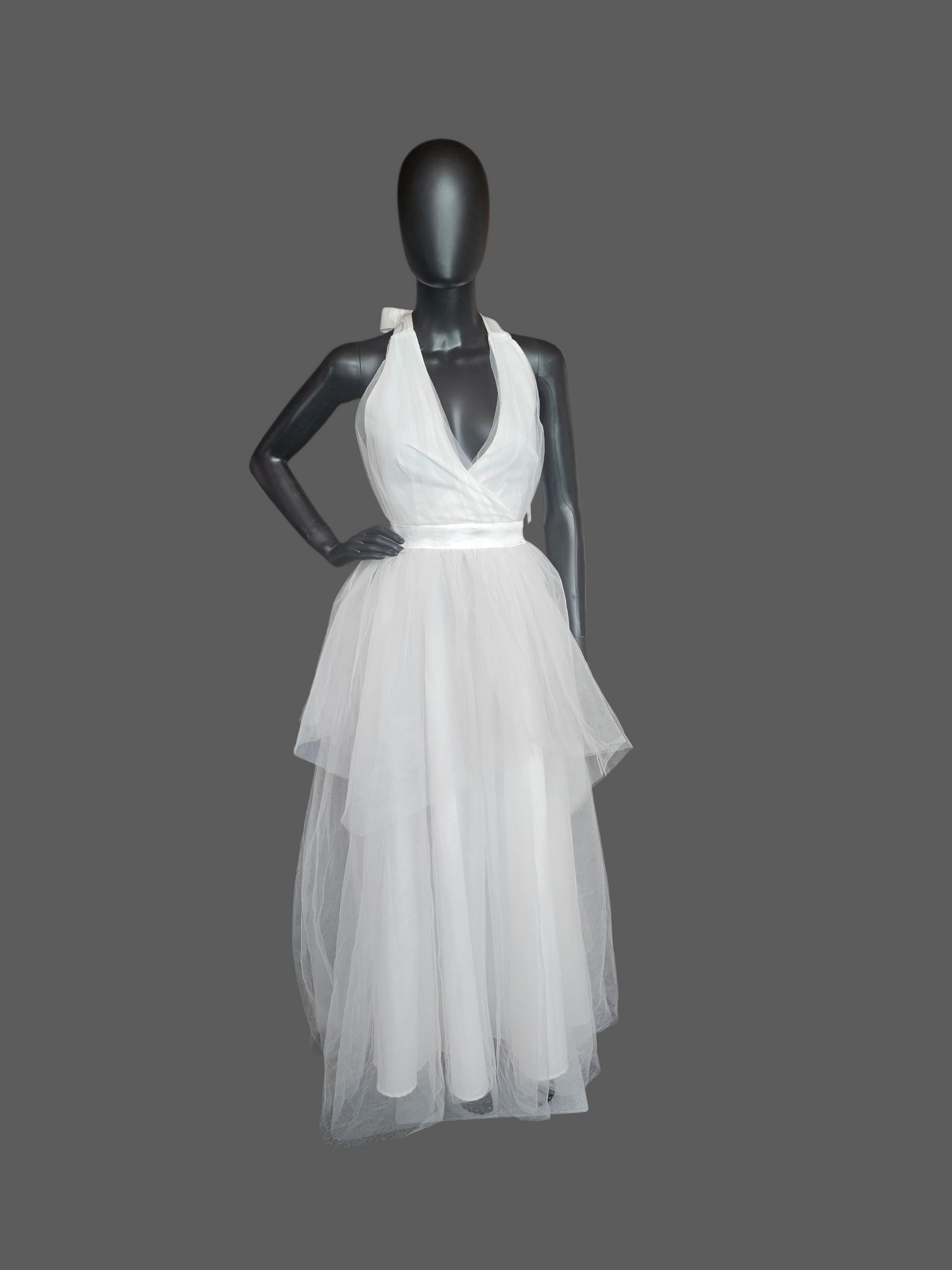 White Tulle Halter Tiered Beach/Informal Wedding Gown NWT - Red Dress