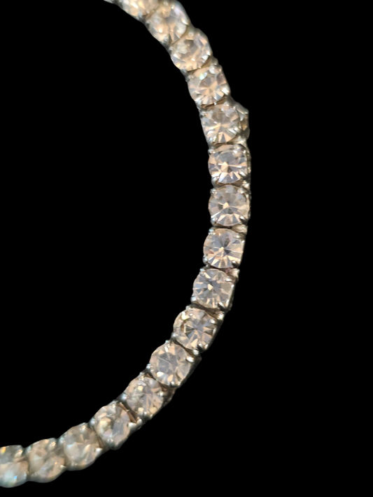 Large Round Crystal Pin