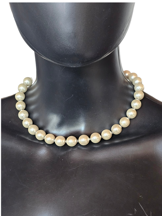 Large Light Ivory Pearl Strand (short)