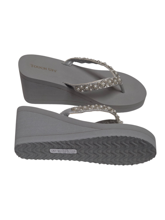Silver/Pearl Wedge Thong Sandal Shoe - Touch Ups