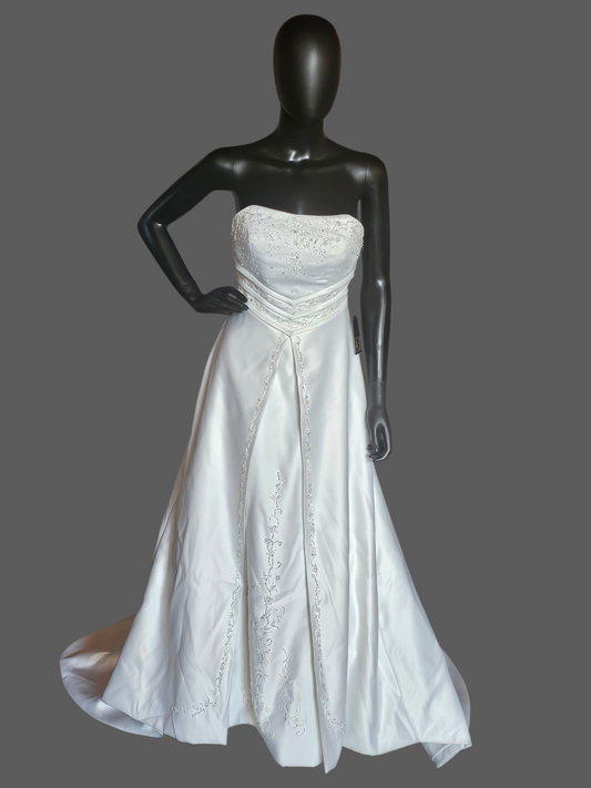 Vintage White Satin V-Split A Line Wedding Gown